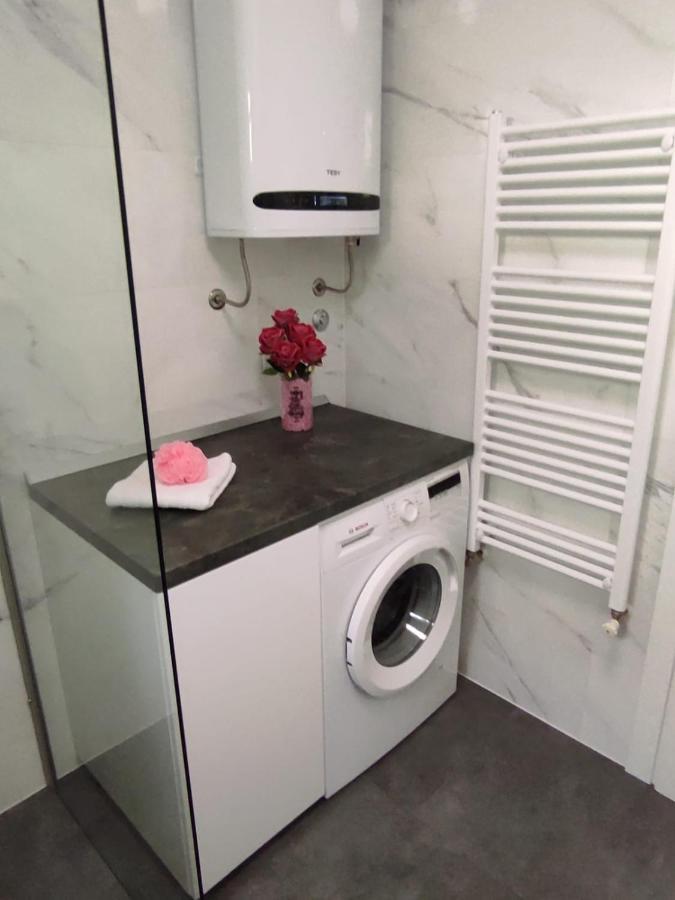 Apartman Koko With Private Jacuzzi Makarska Eksteriør billede